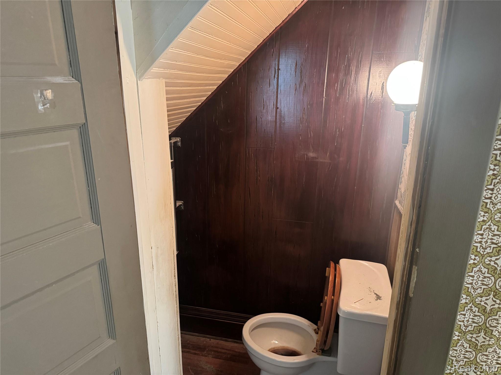 333 Greenly Street Property Photo 8