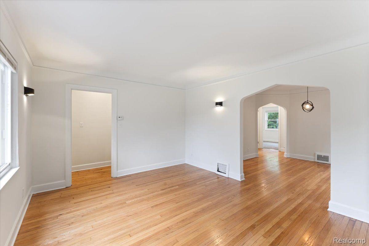 18709 San Juan Drive Property Photo 6