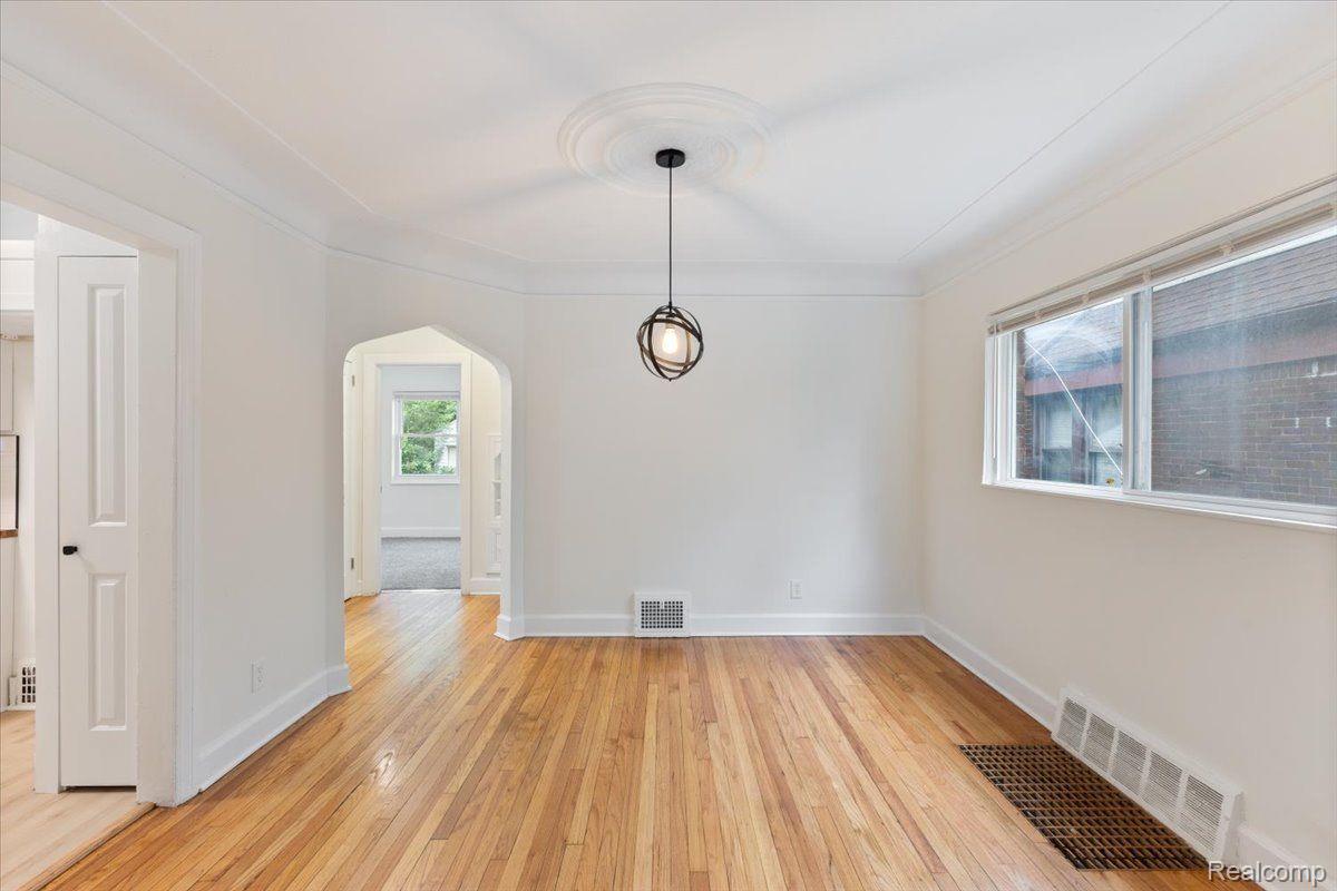 18709 San Juan Drive Property Photo 7
