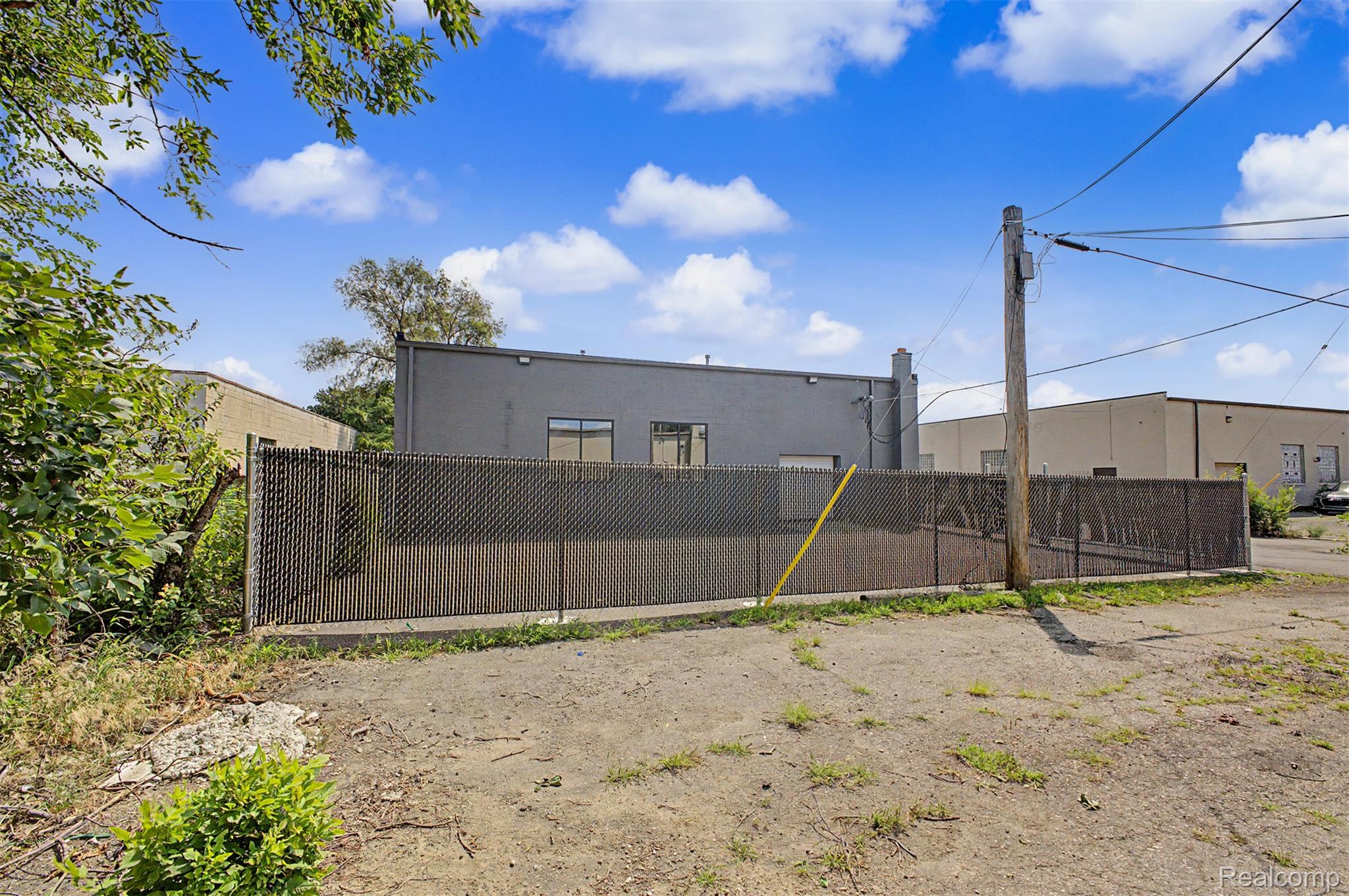 23201 Roseberry Avenue Property Photo 35