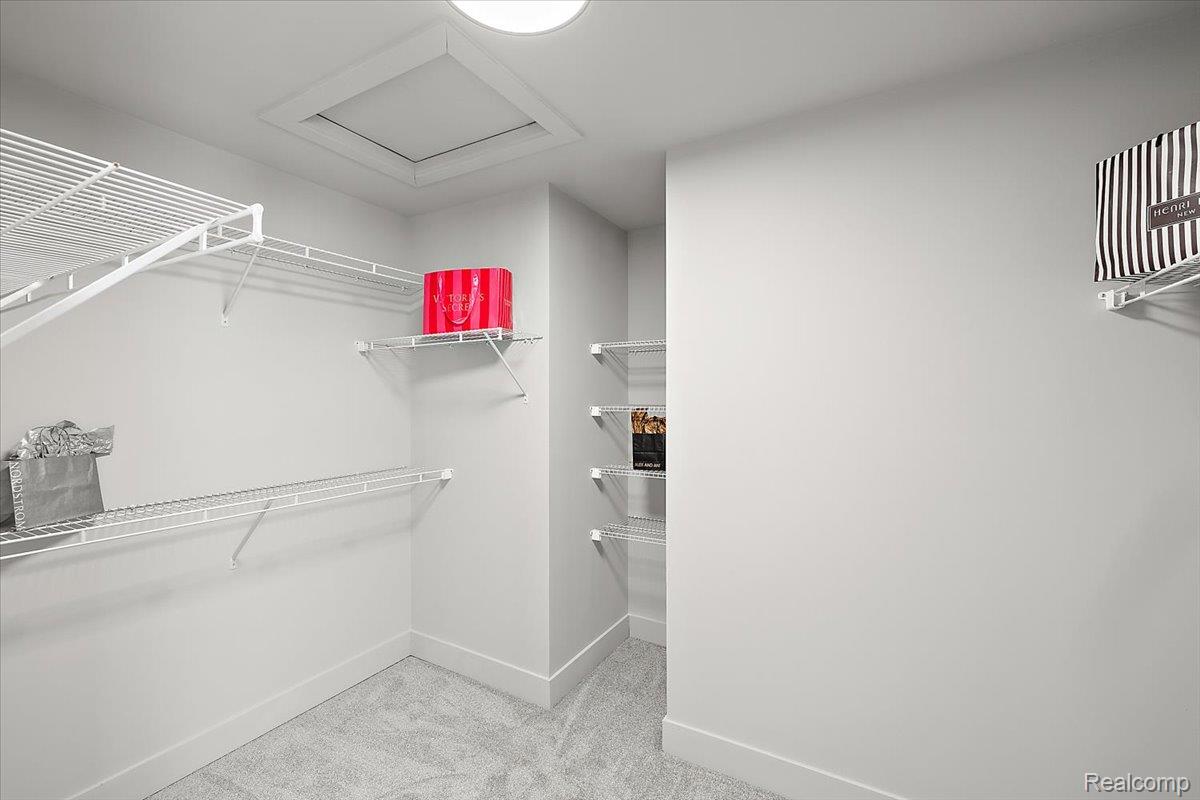 17827 Biscayne Drive Property Photo 34