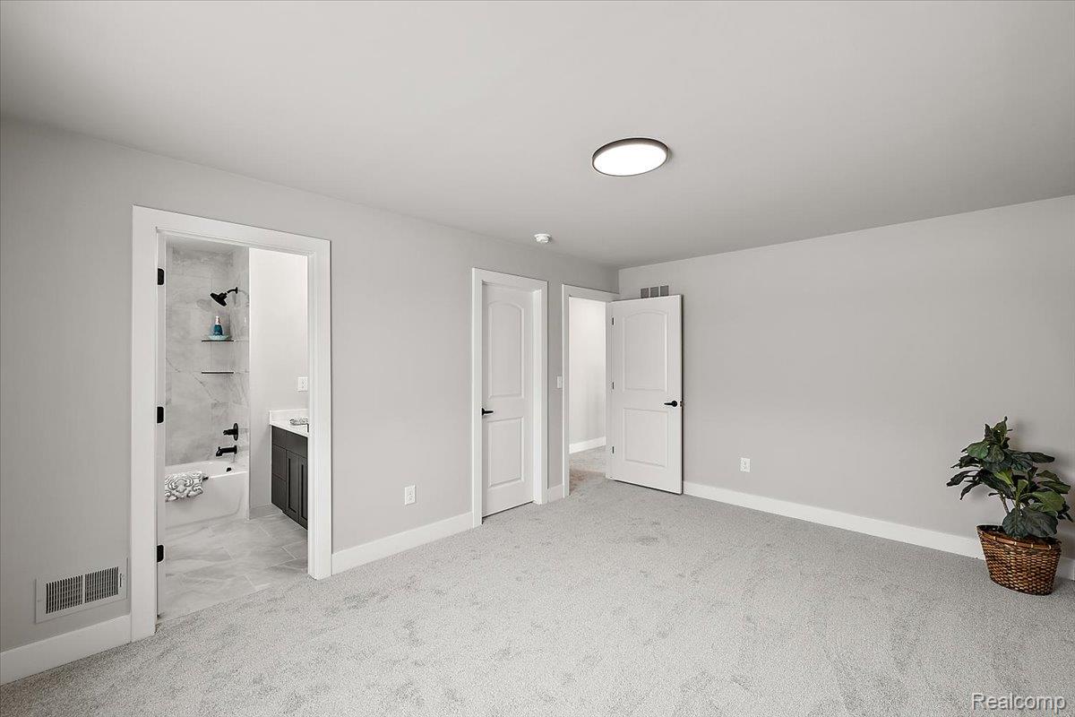 17827 Biscayne Drive Property Photo 36