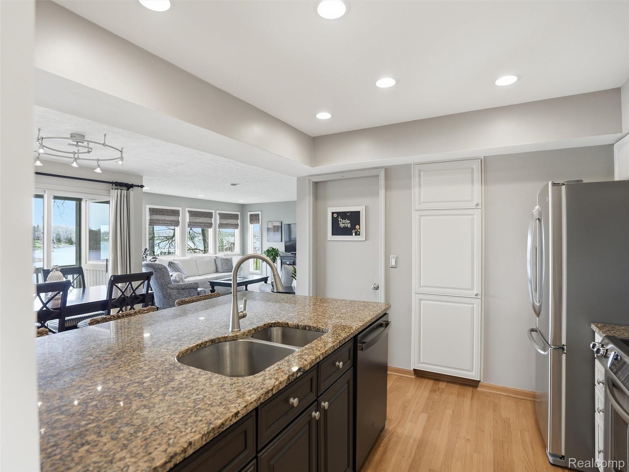 4965 Grover Drive Property Photo 15