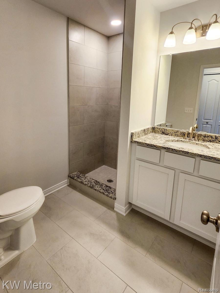 205 (immediate Occupancy) Whispering Pines Drive 11 Property Photo 12