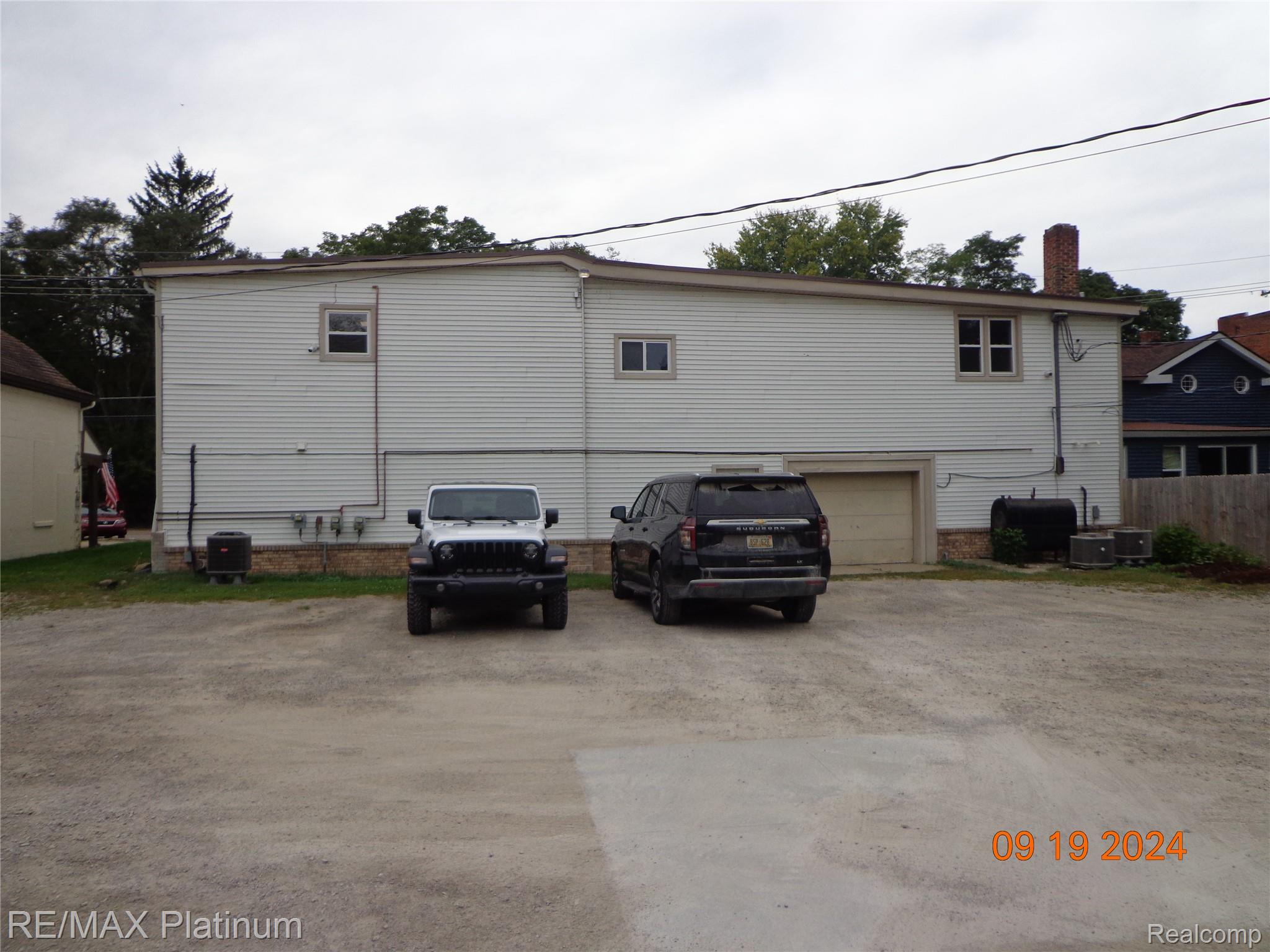 3552 Avon Street Property Photo 2