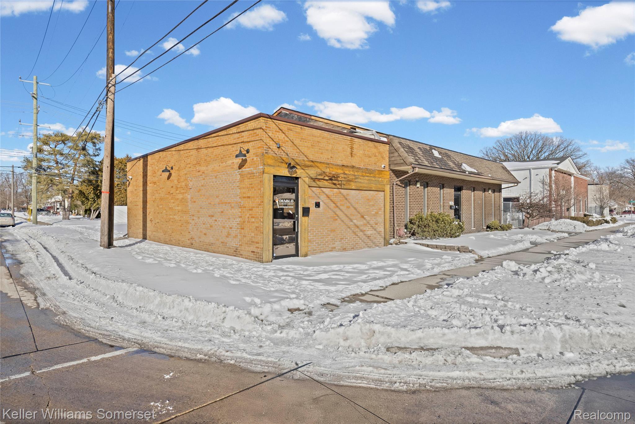 17503 Stephens Drive Property Photo 1