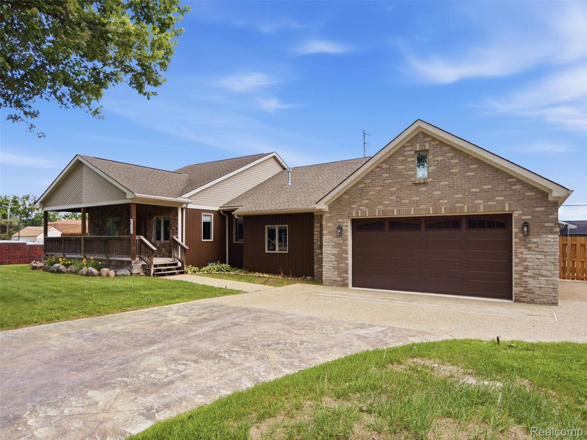 58106 Delmar Property Photo 1