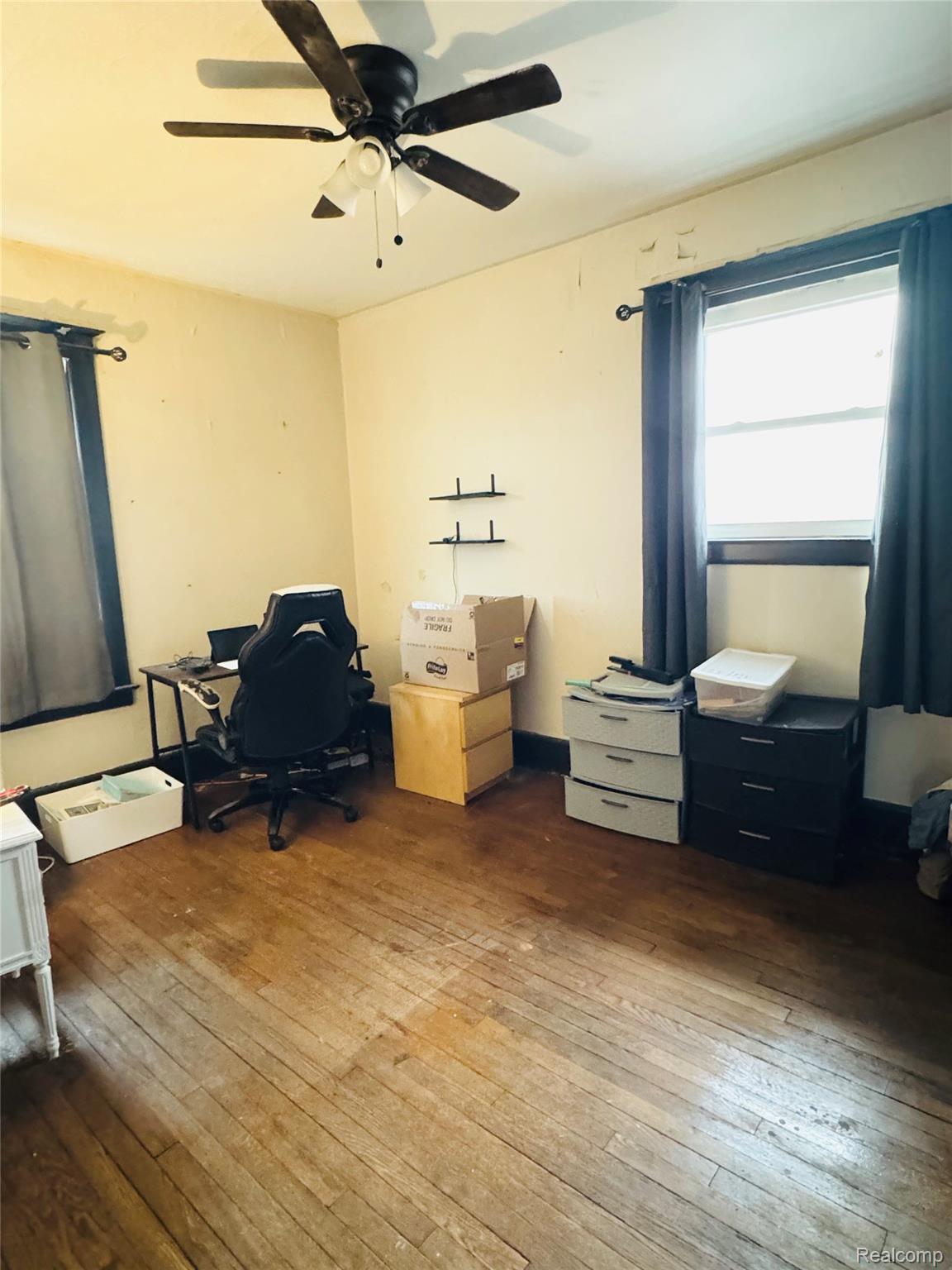 148 Waverly Street Property Photo 6