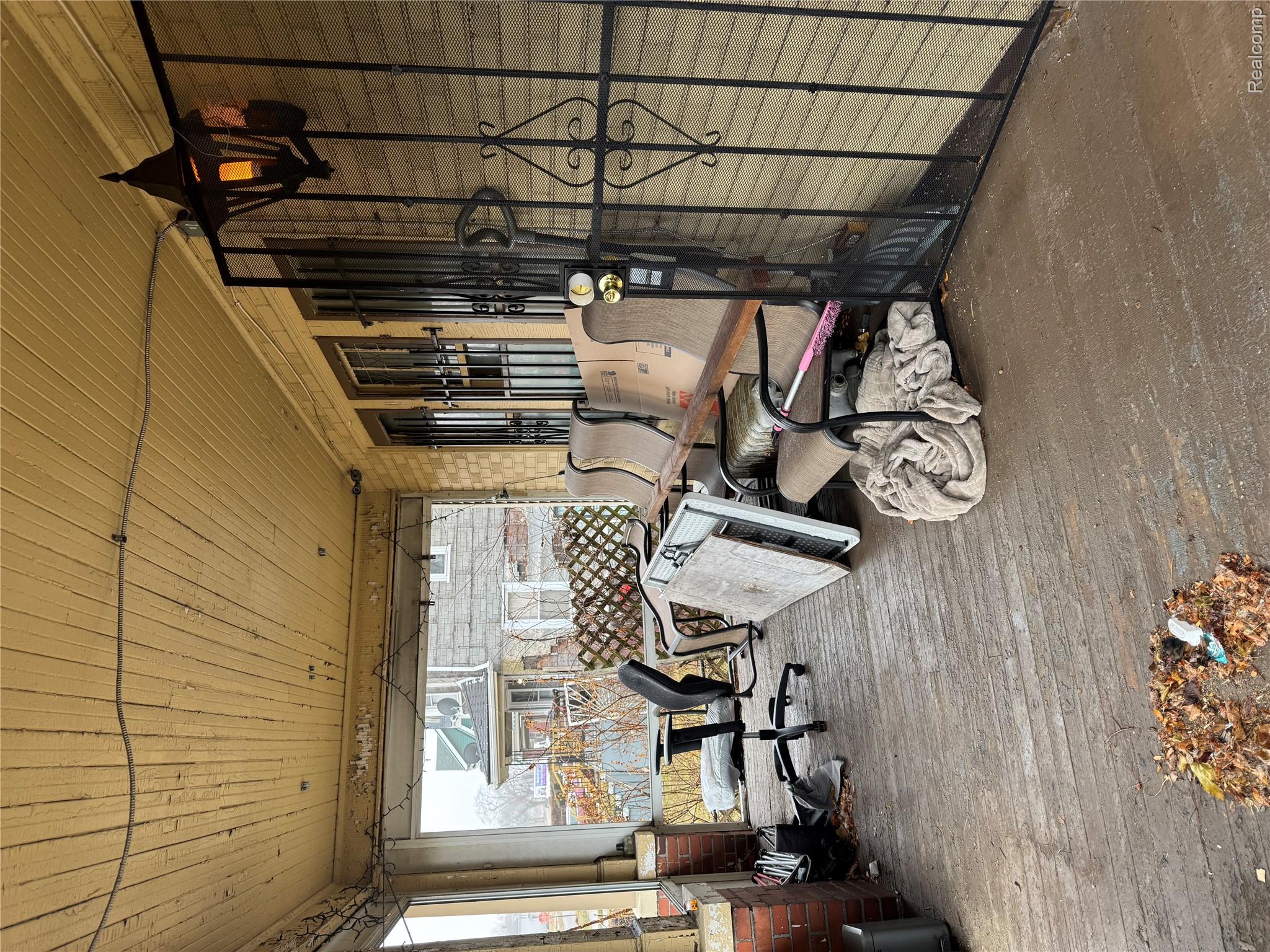 148 Waverly Street Property Photo 18