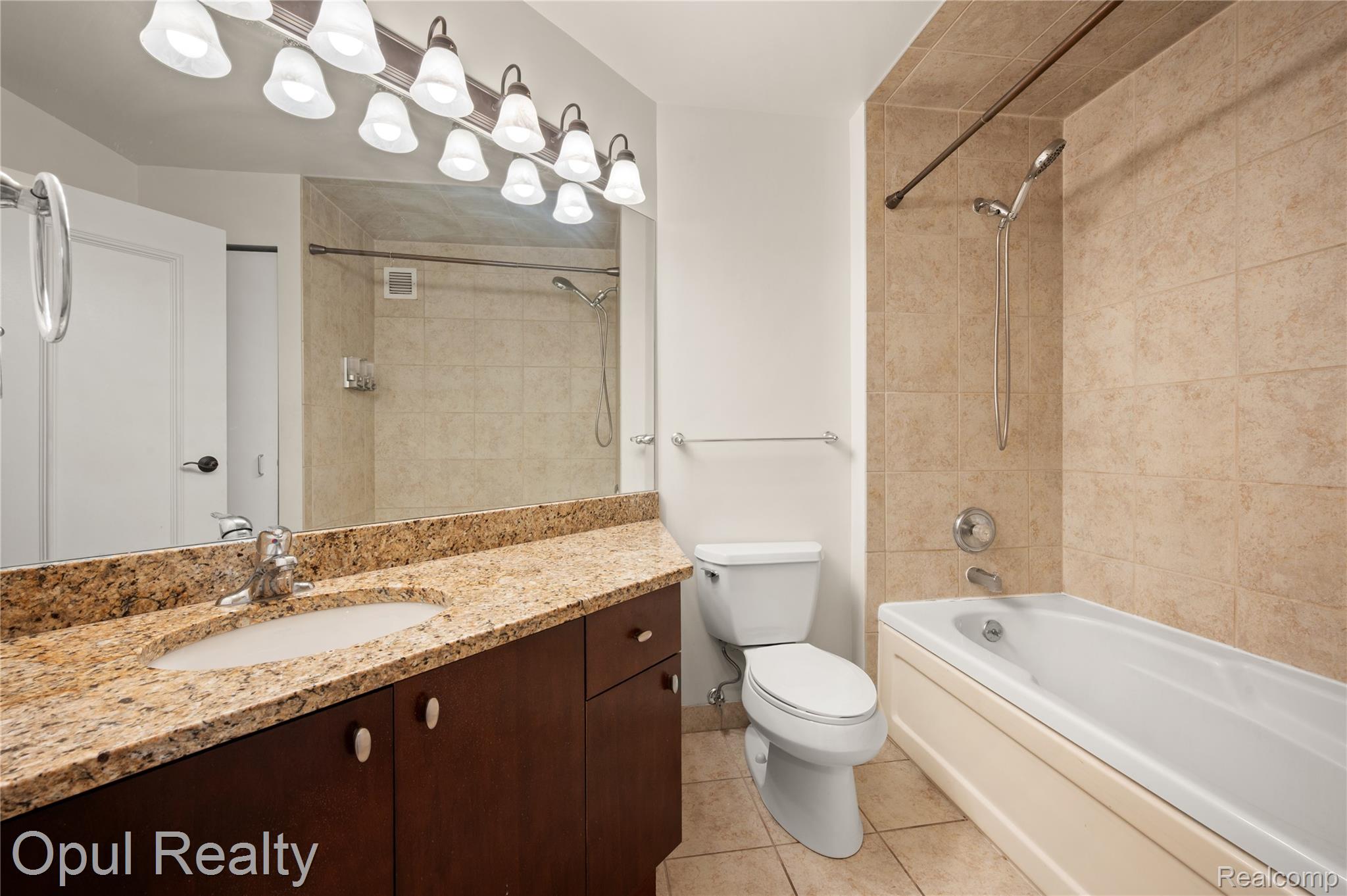 1001 W Jefferson Avenue 9d Property Photo 20