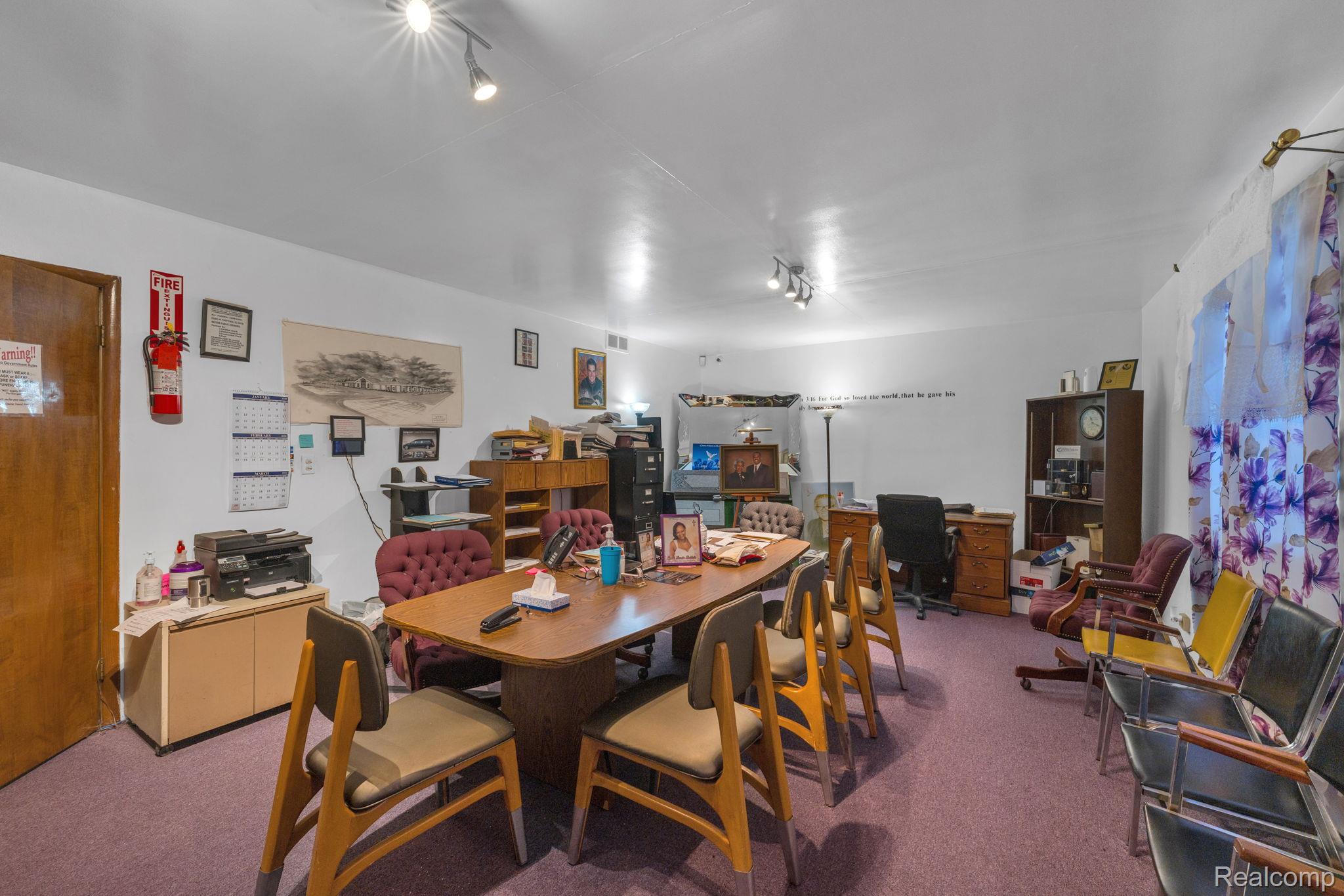 19301 Van Dyke Street Property Photo 26