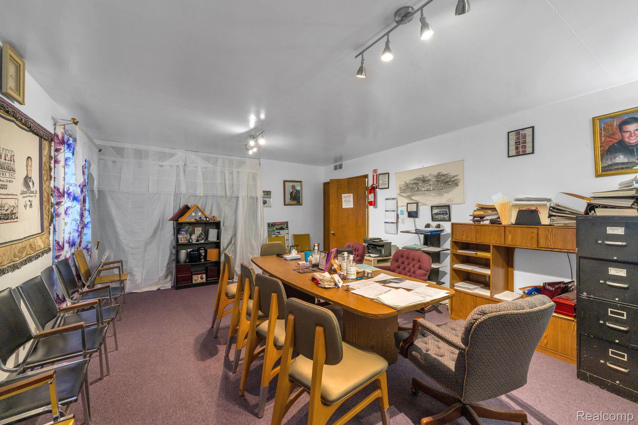 19301 Van Dyke Street Property Photo 27