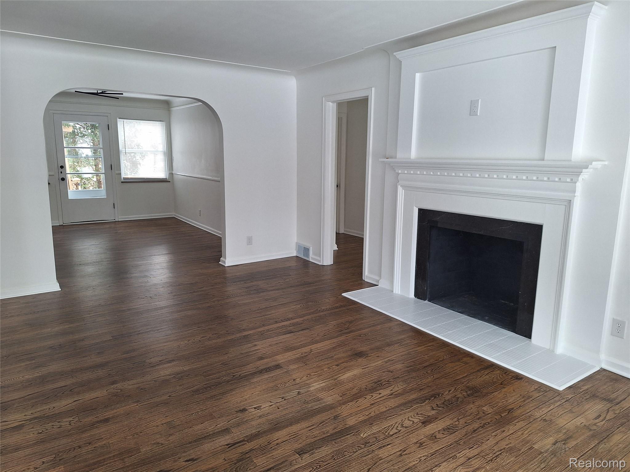 607 S Connecticut Avenue Property Photo 5