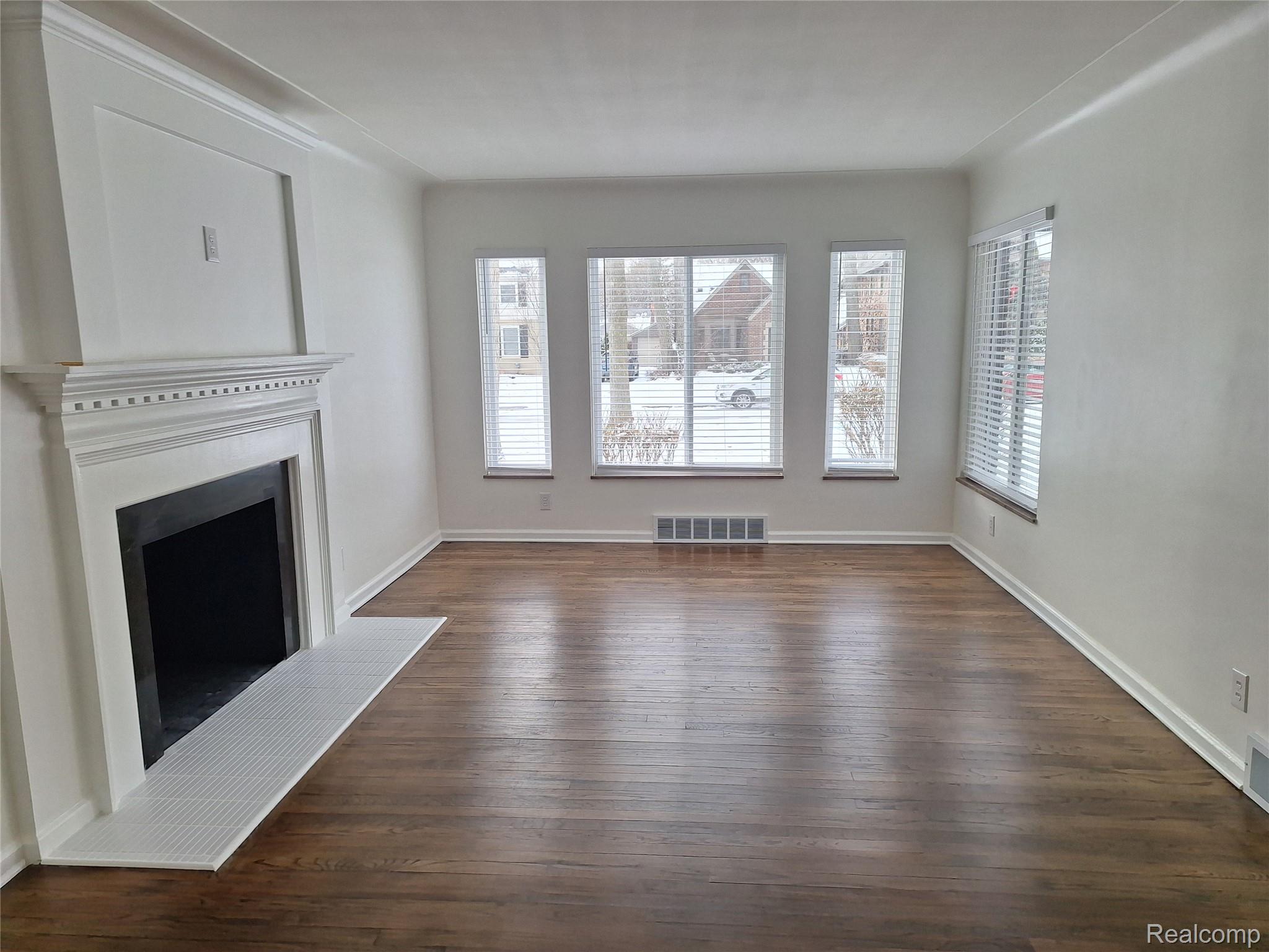 607 S Connecticut Avenue Property Photo 6