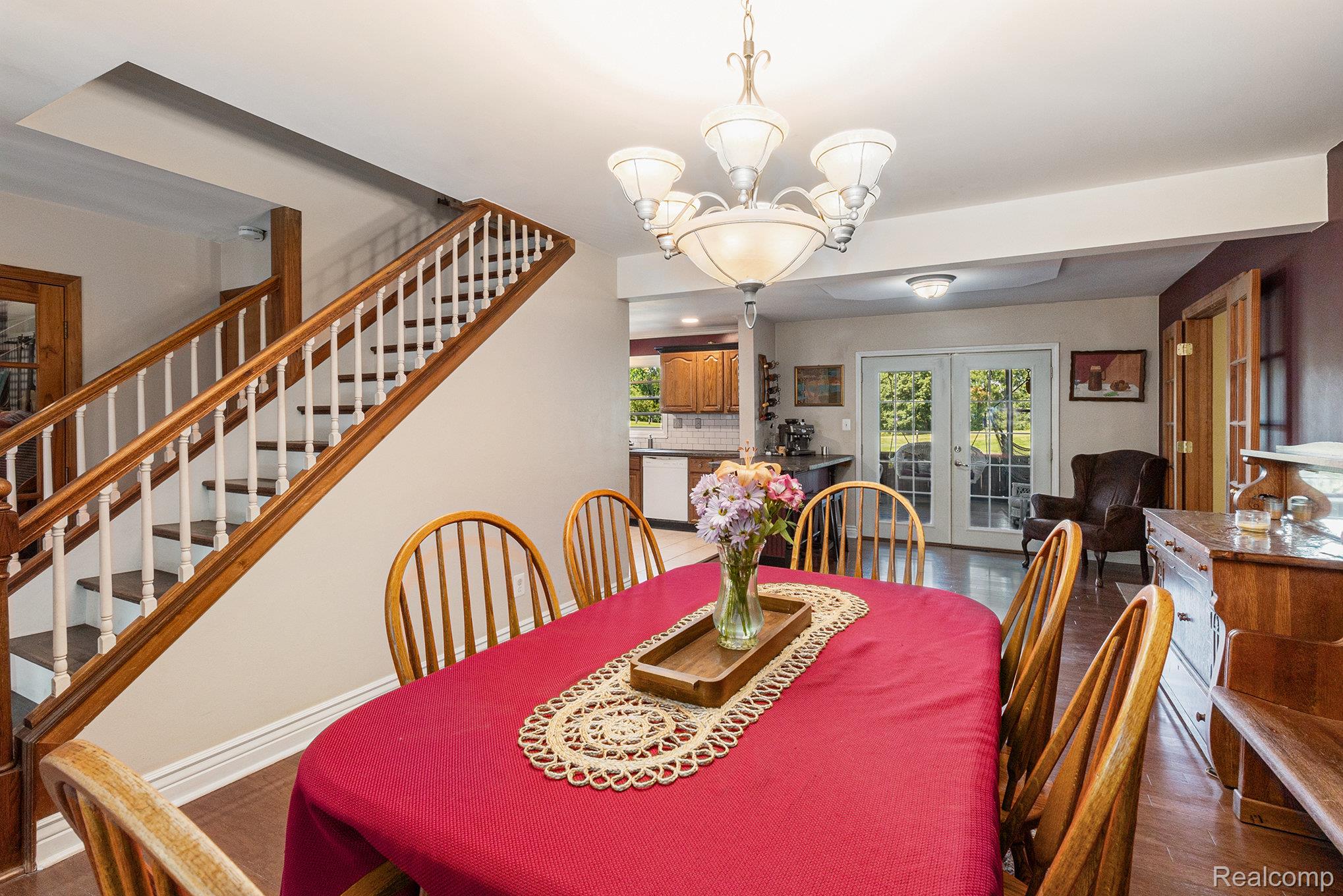 5083 Curtis Road Property Photo 4