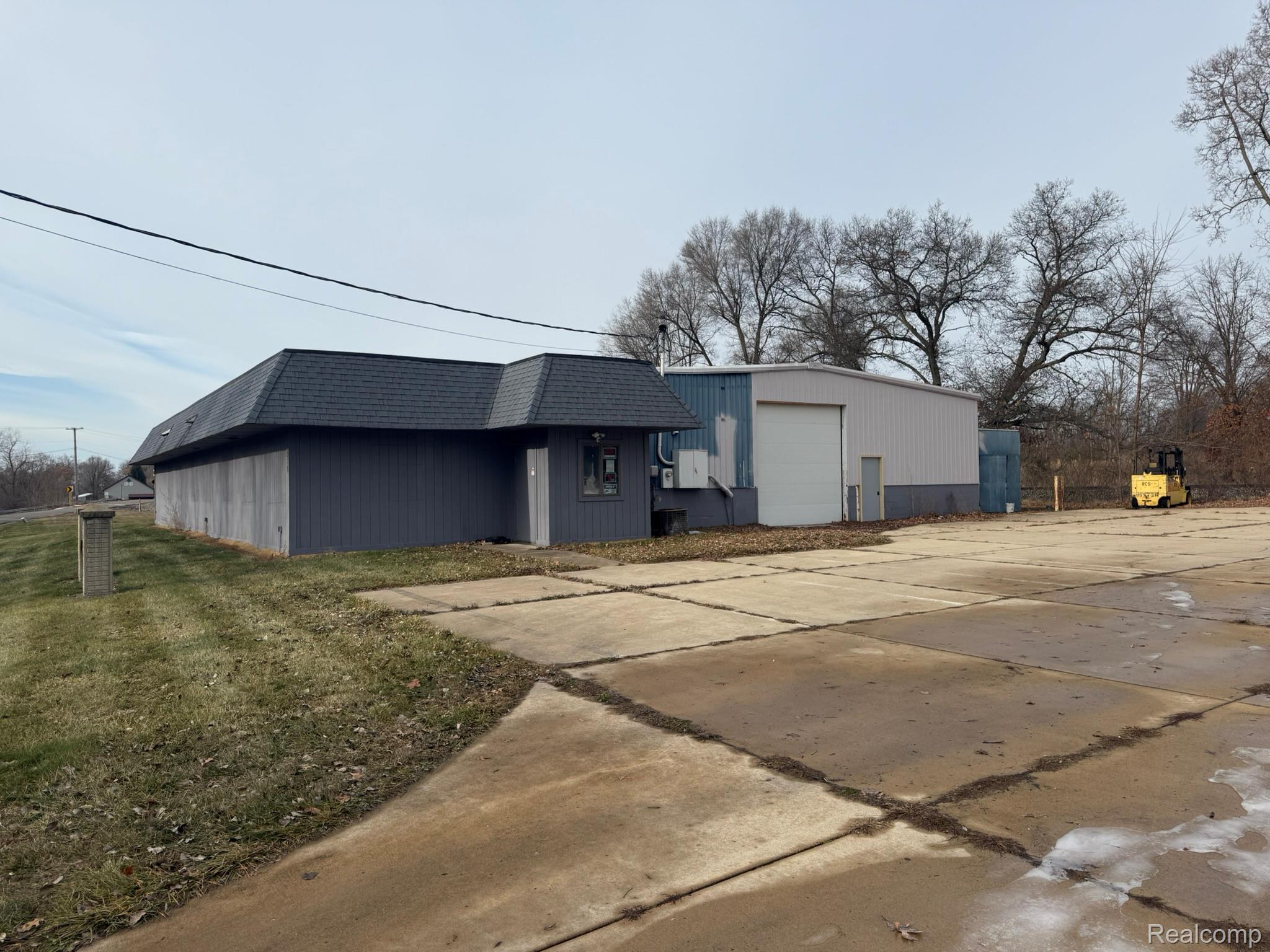 5012 Page Avenue Property Photo 1