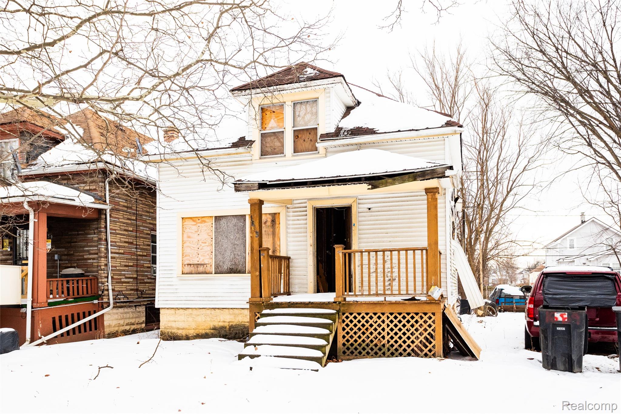 1665 Ford Street Property Photo 1