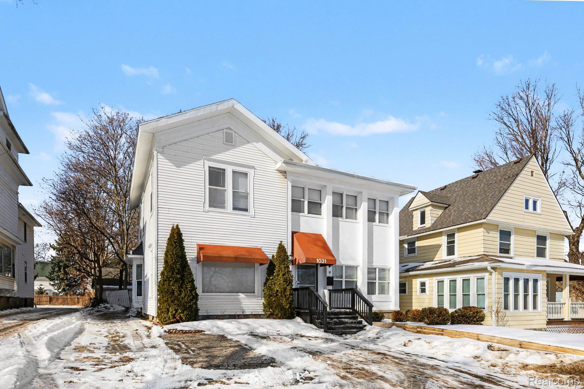 1031 N Washington Avenue Property Photo 2