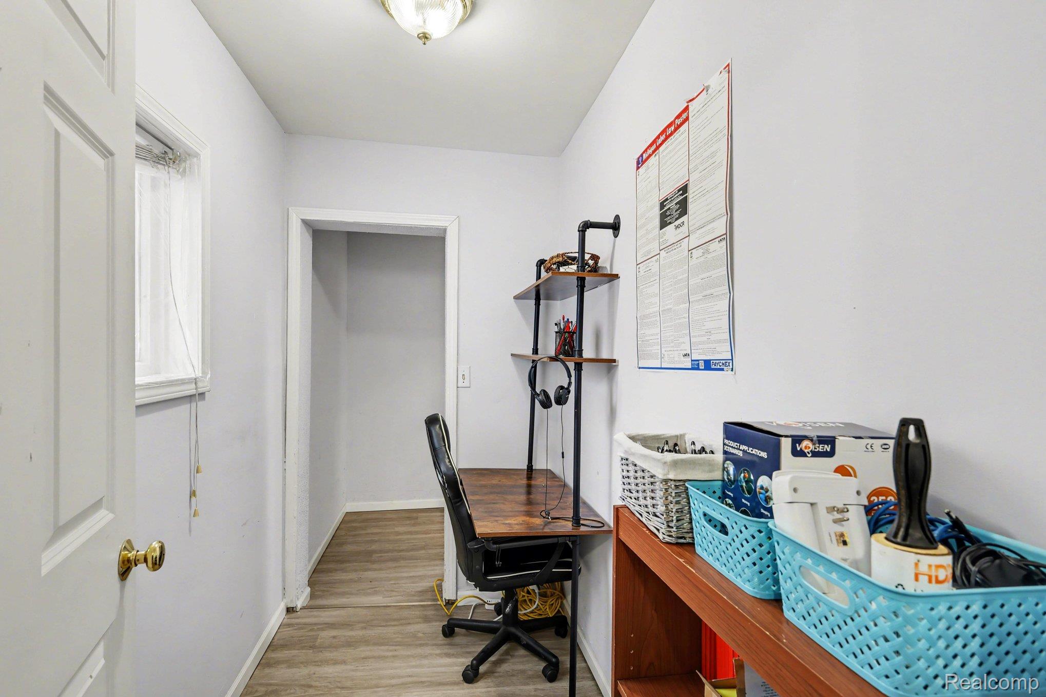 1031 N Washington Avenue Property Photo 9