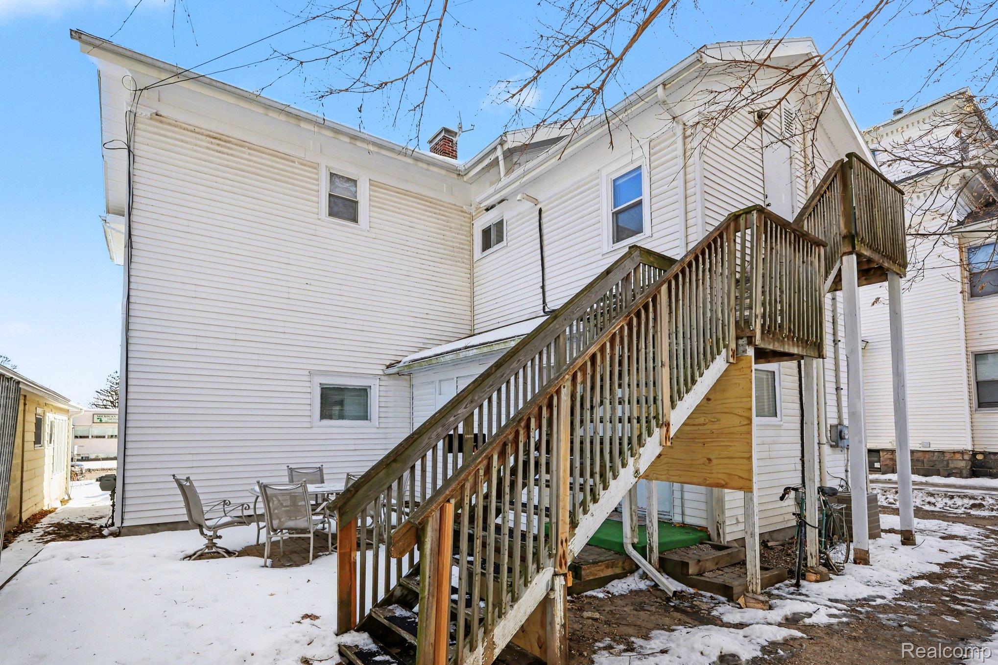 1031 N Washington Avenue Property Photo 15