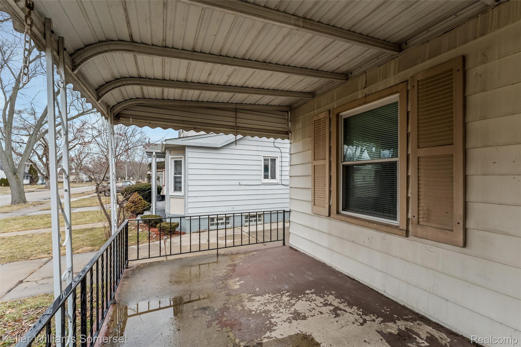 19163 Kenosha Street Property Photo 18