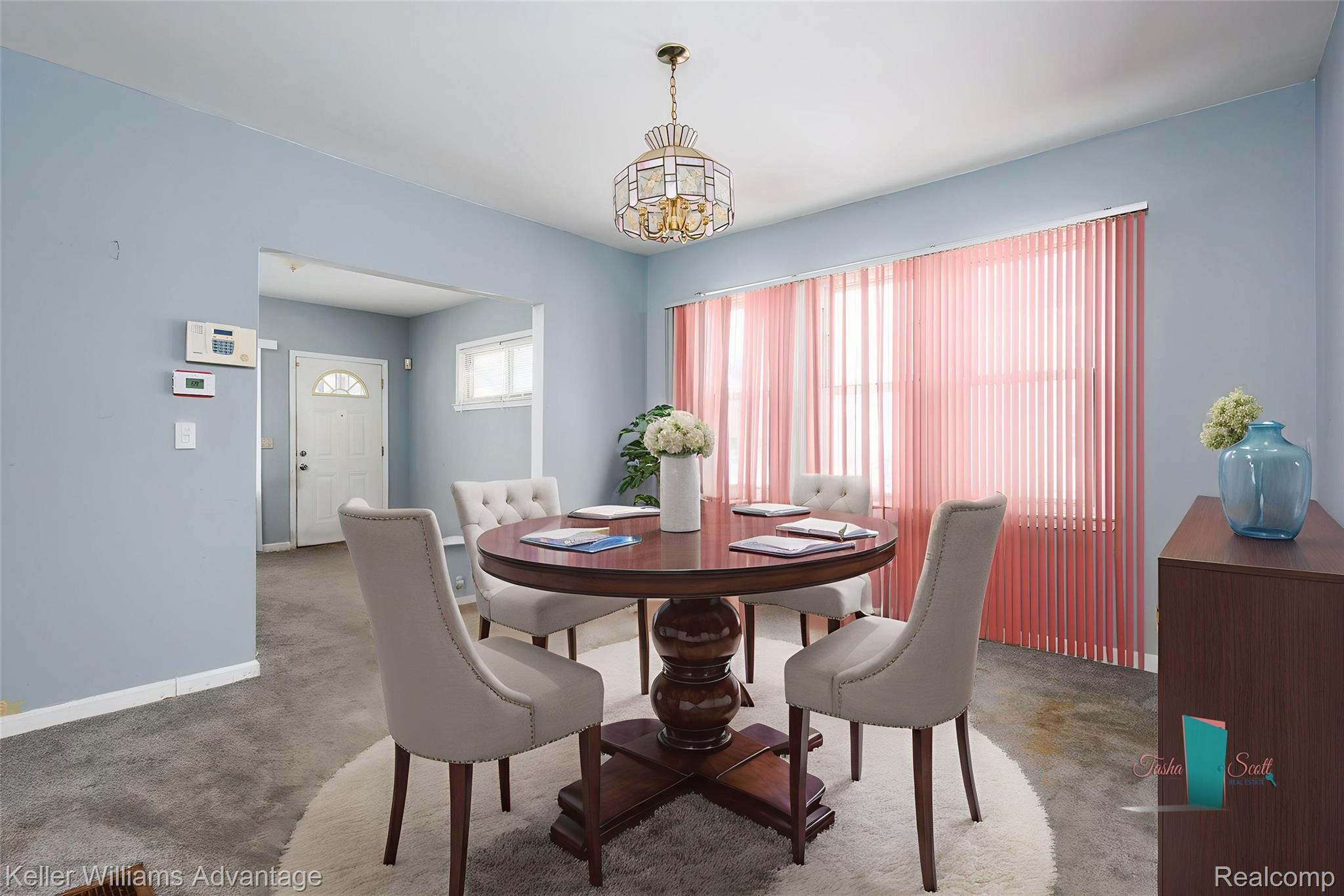 11727 Dyar Street Property Photo 5