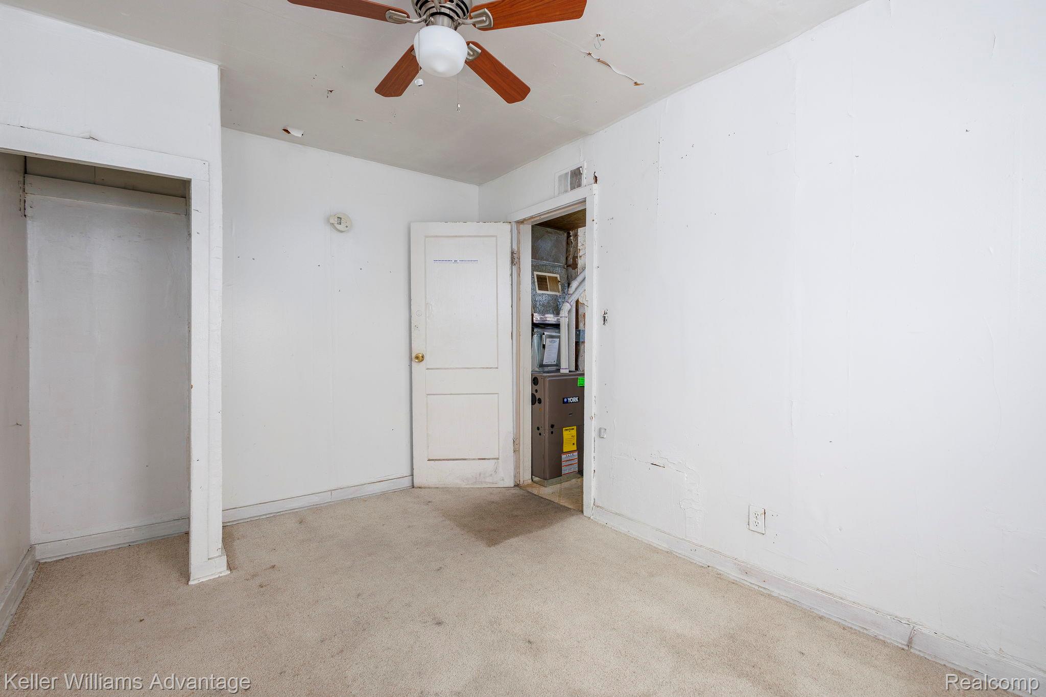 11727 Dyar Street Property Photo 28