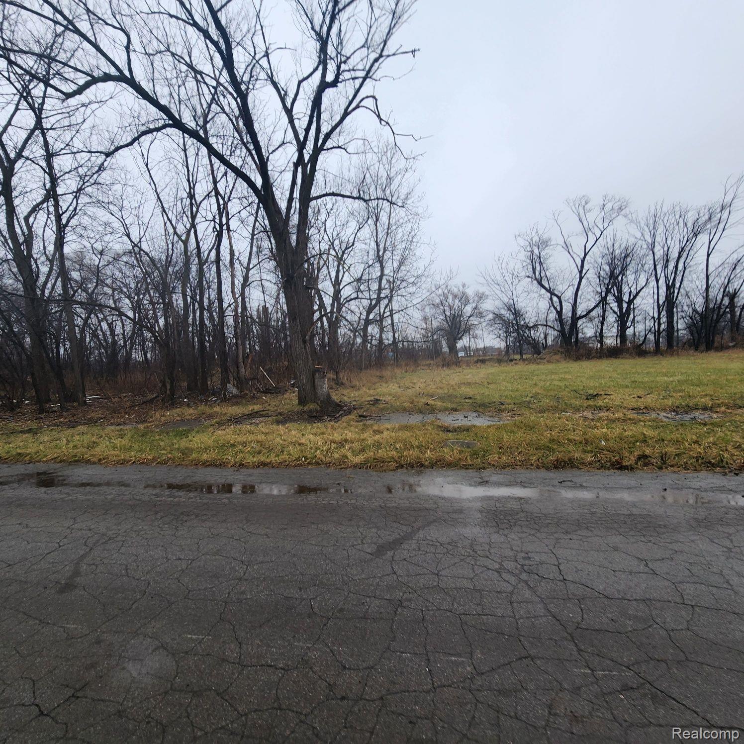 2242 Saint Joseph Street Property Photo 4