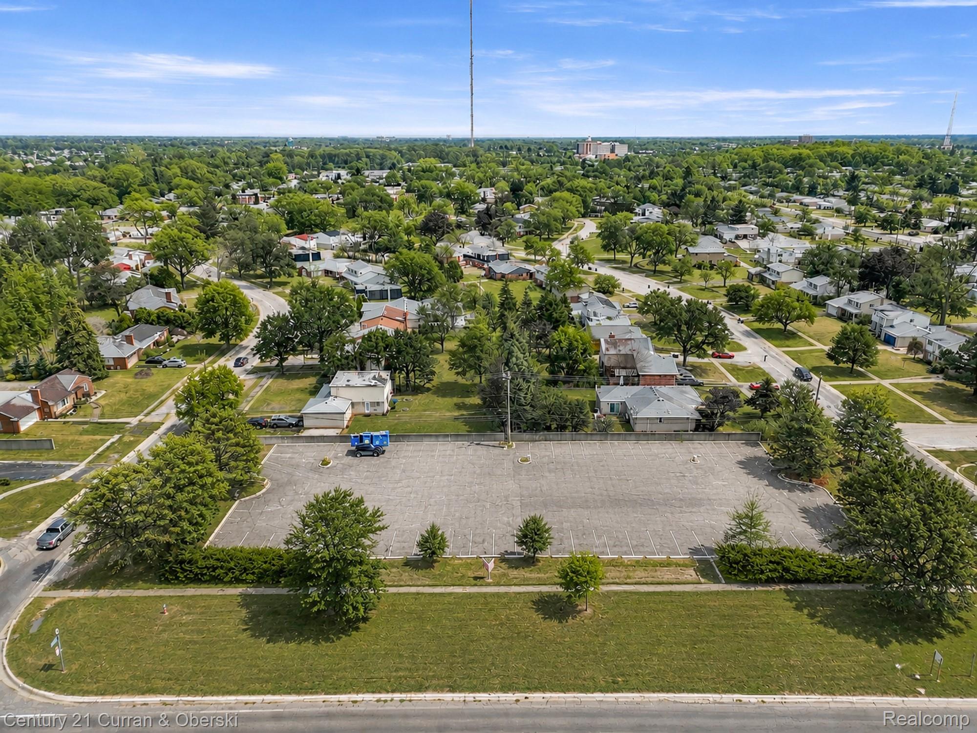 26026 Southfield Road Property Photo 1