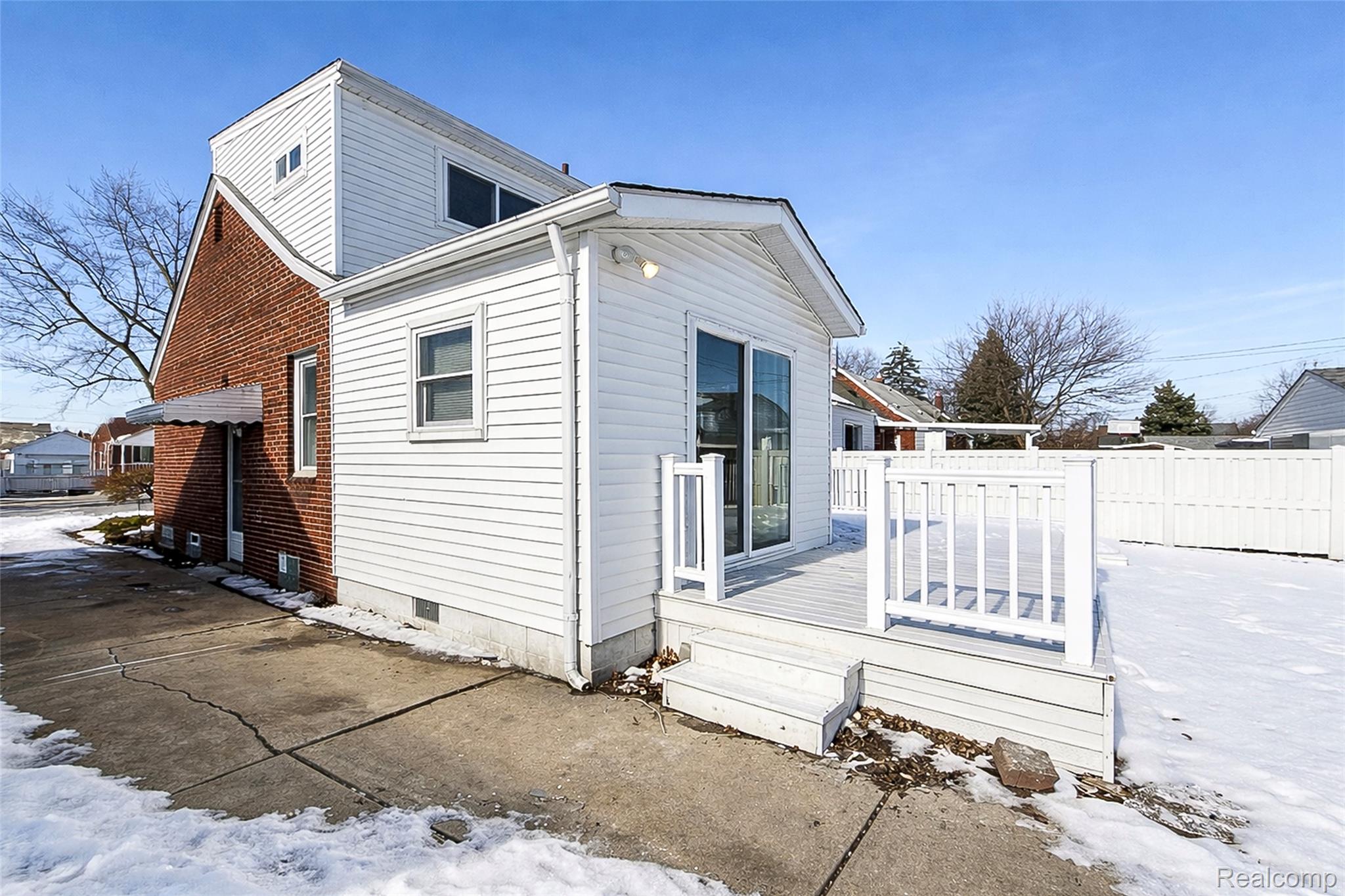 1459 22nd Street Property Photo 6