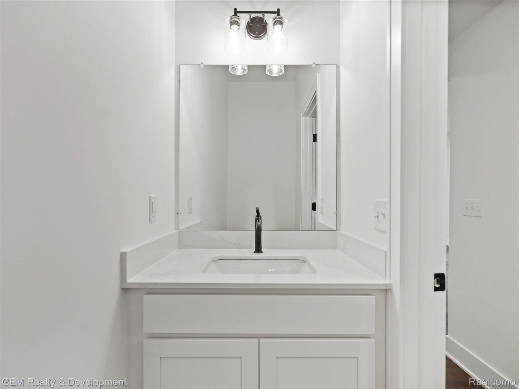 508 Village Lane Property Photo 11