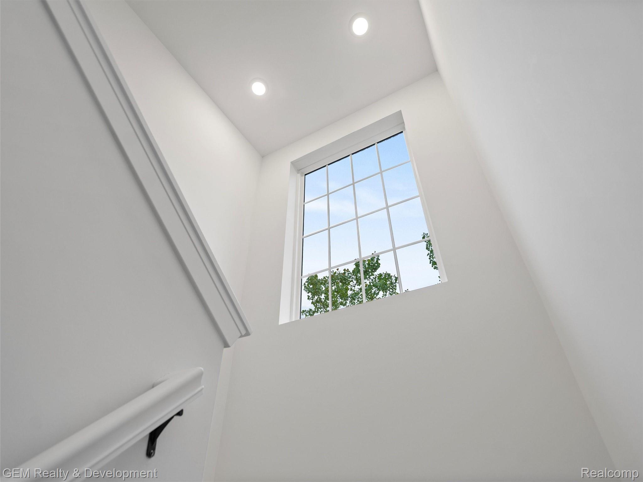 508 Village Lane Property Photo 18