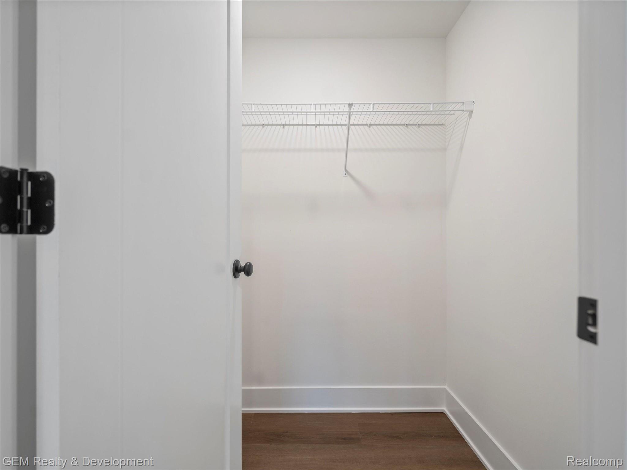 508 Village Lane Property Photo 21