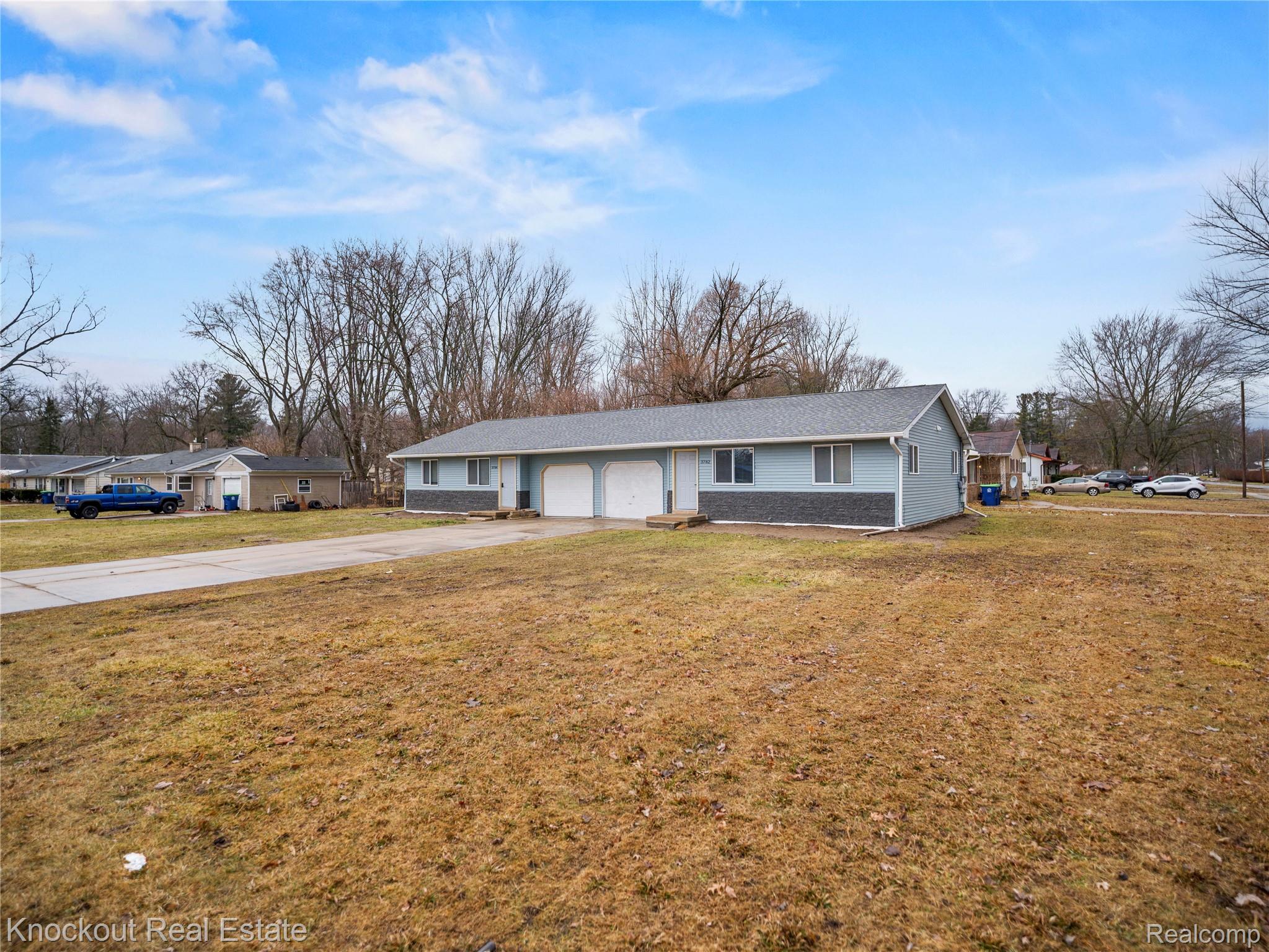 3782 Egan Street Property Photo 2