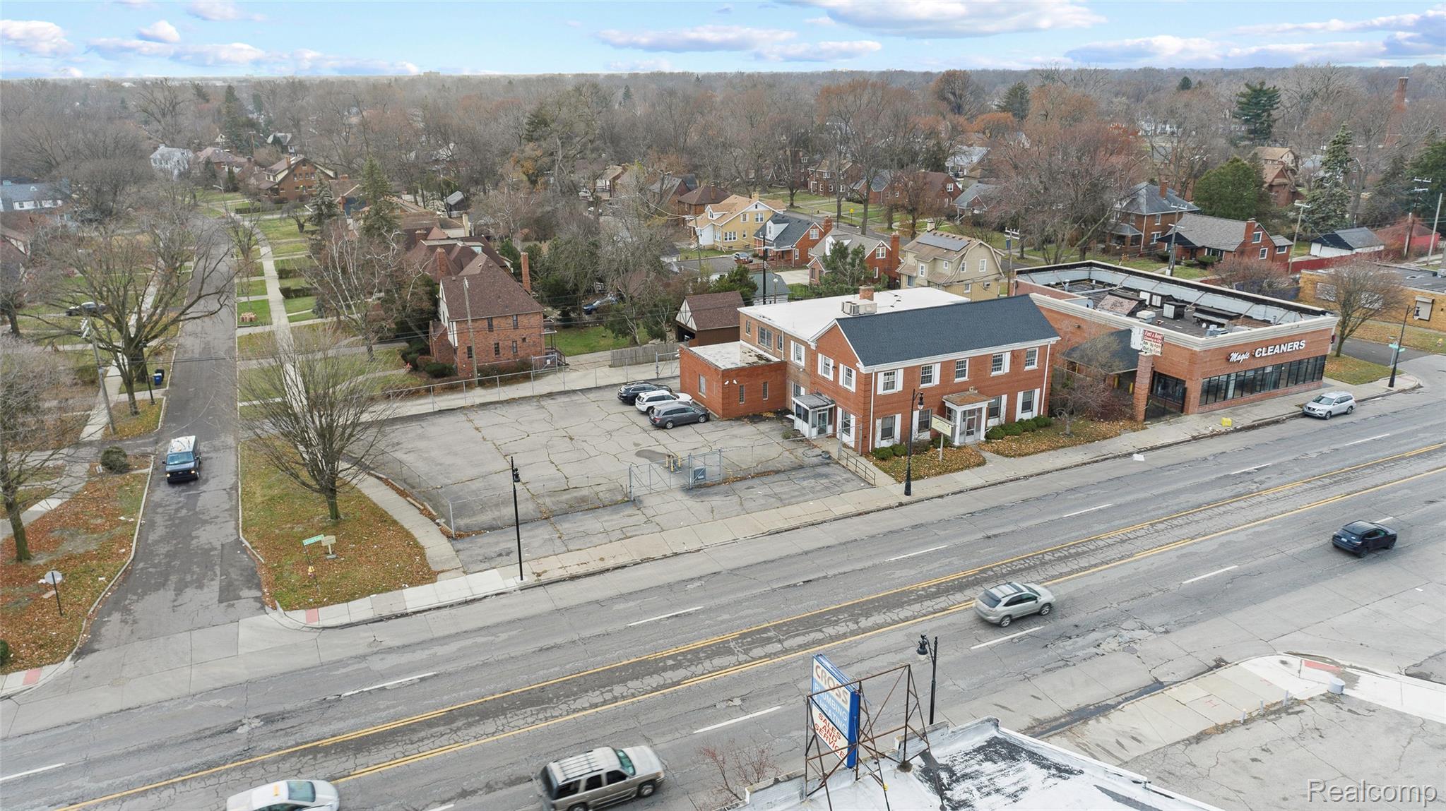 16625 Grand River Avenue Property Photo 3