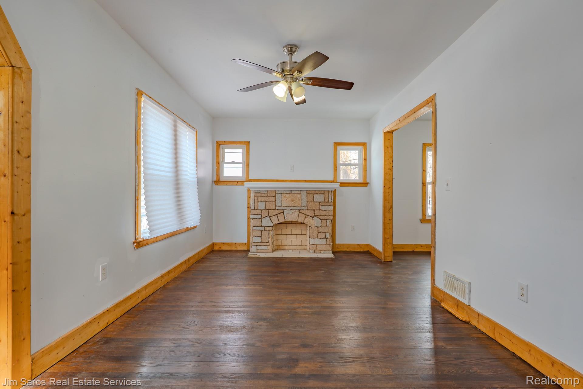 17892 Bradford Street Property Photo 3
