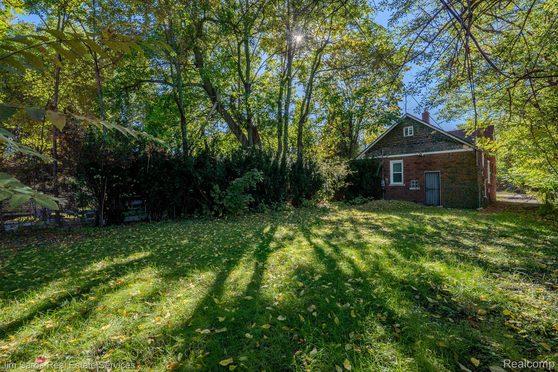 17892 Bradford Street Property Photo 16