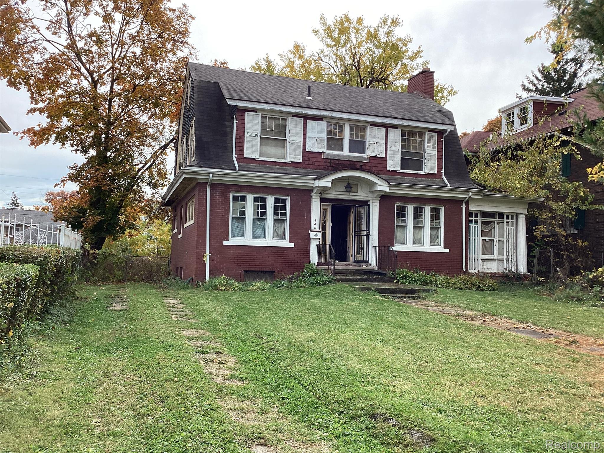 540 E Boston Boulevard Property Photo 1