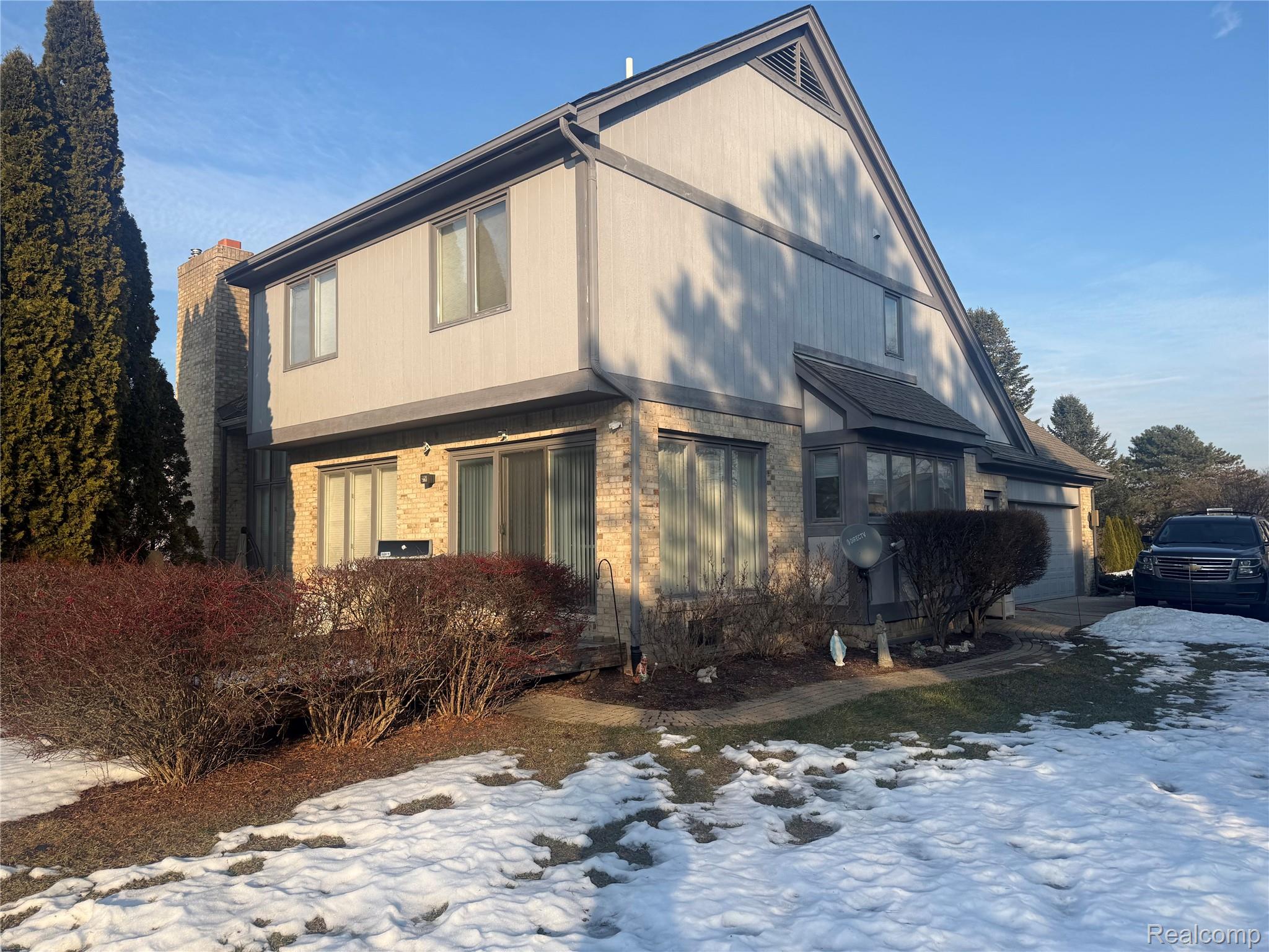1446 Vistaview Drive Property Photo 10