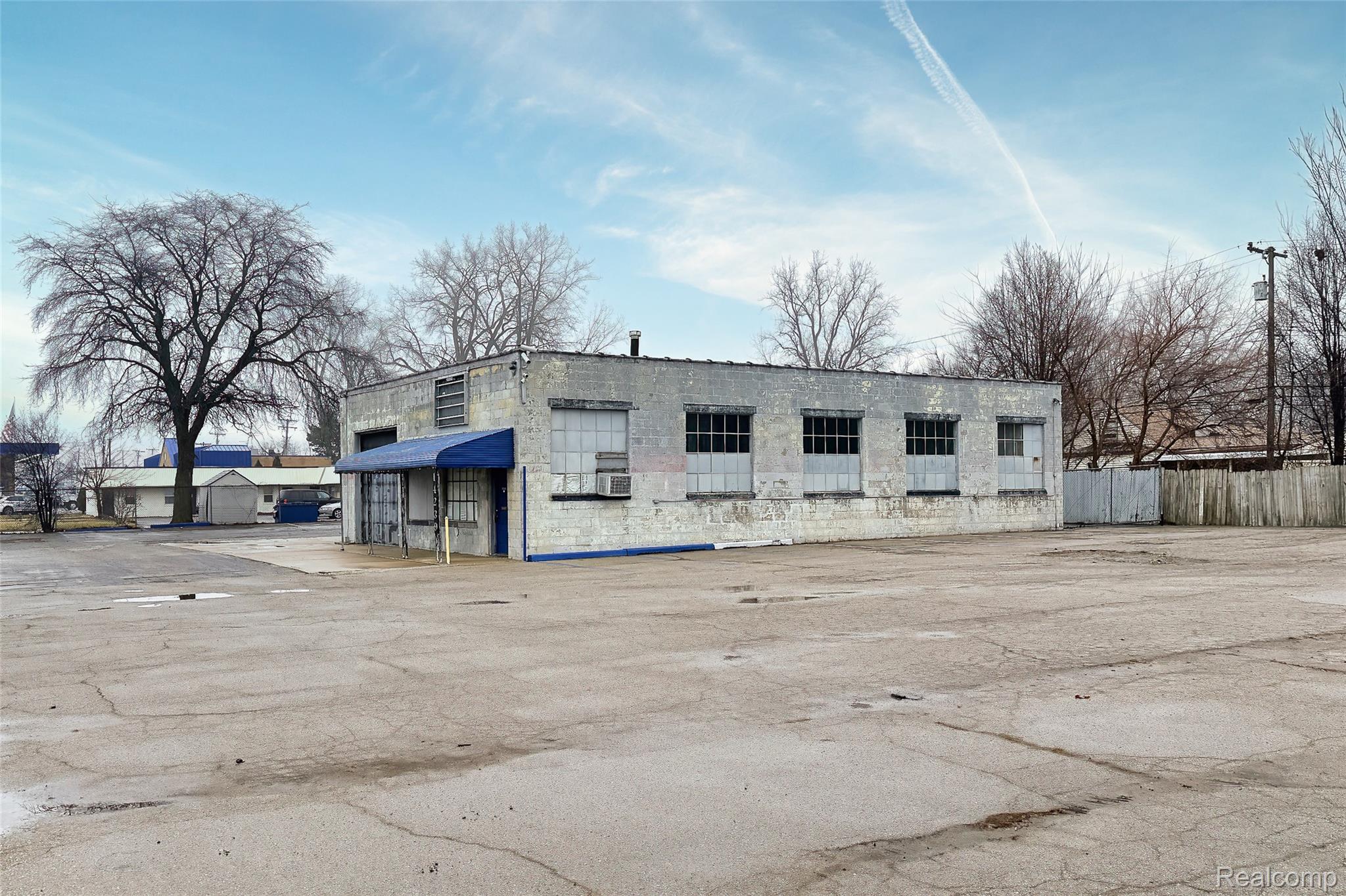 14239 TELEGRAPH Road Property Photo 1