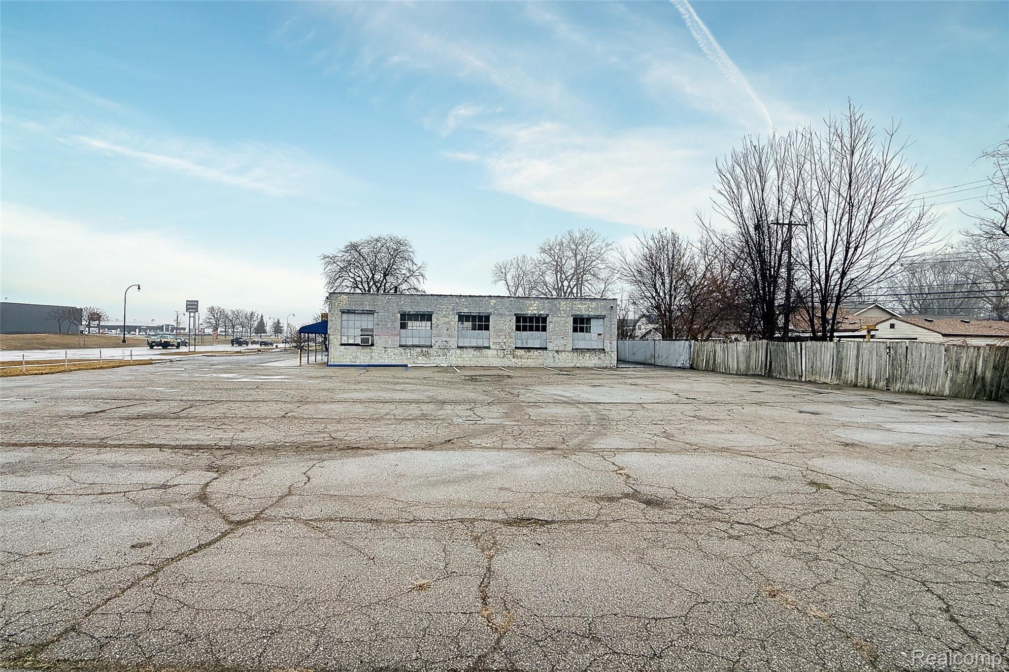 14239 Telegraph Road Property Photo 4