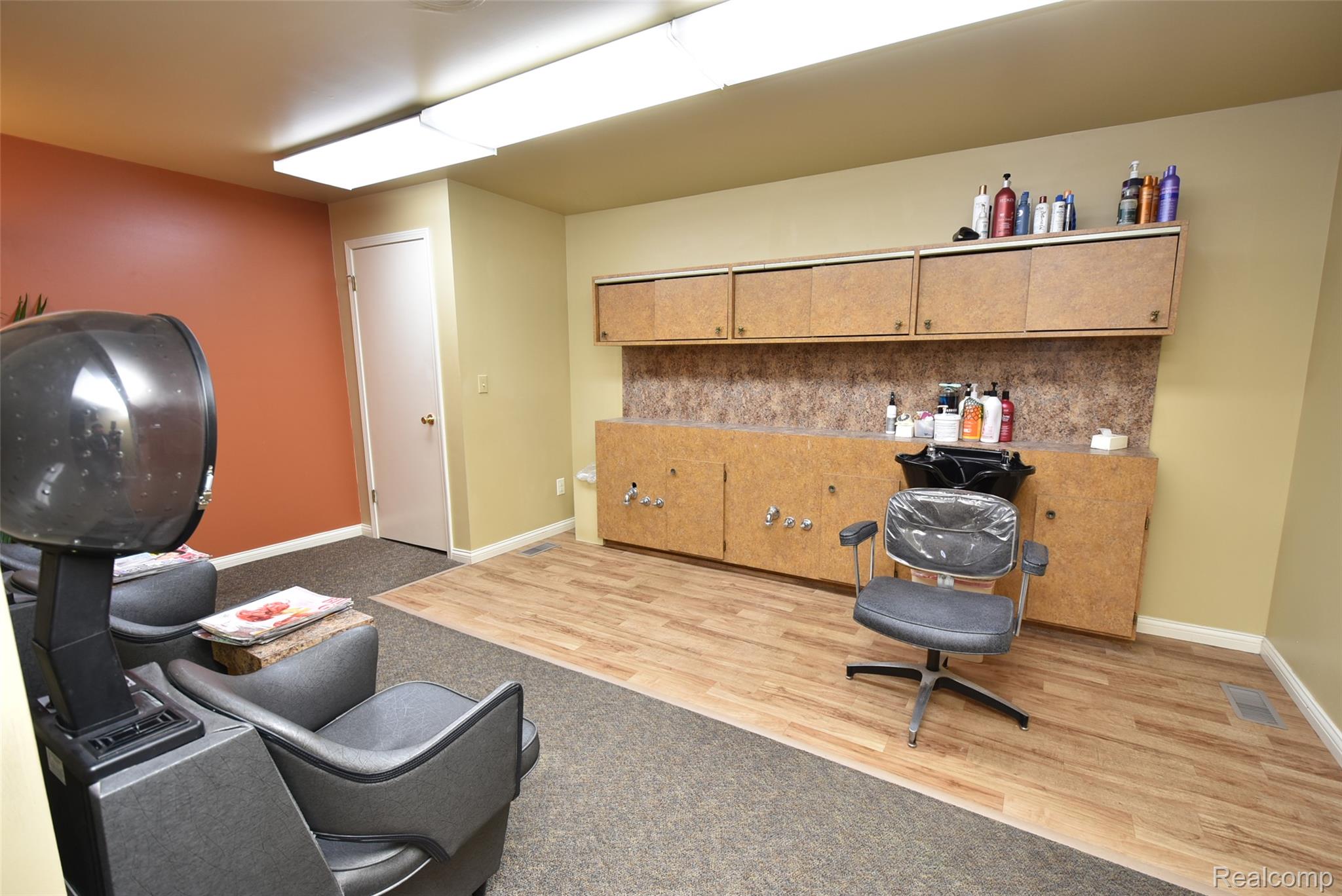 11522 Davis Street Property Photo 10