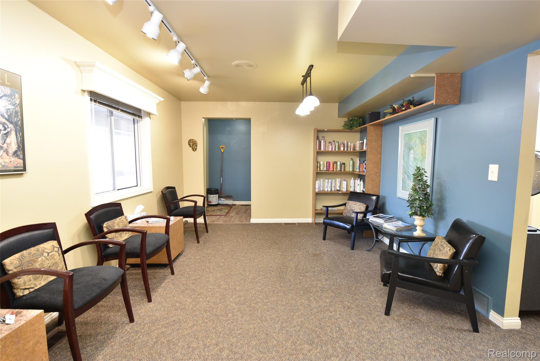 11522 Davis Street Property Photo 23