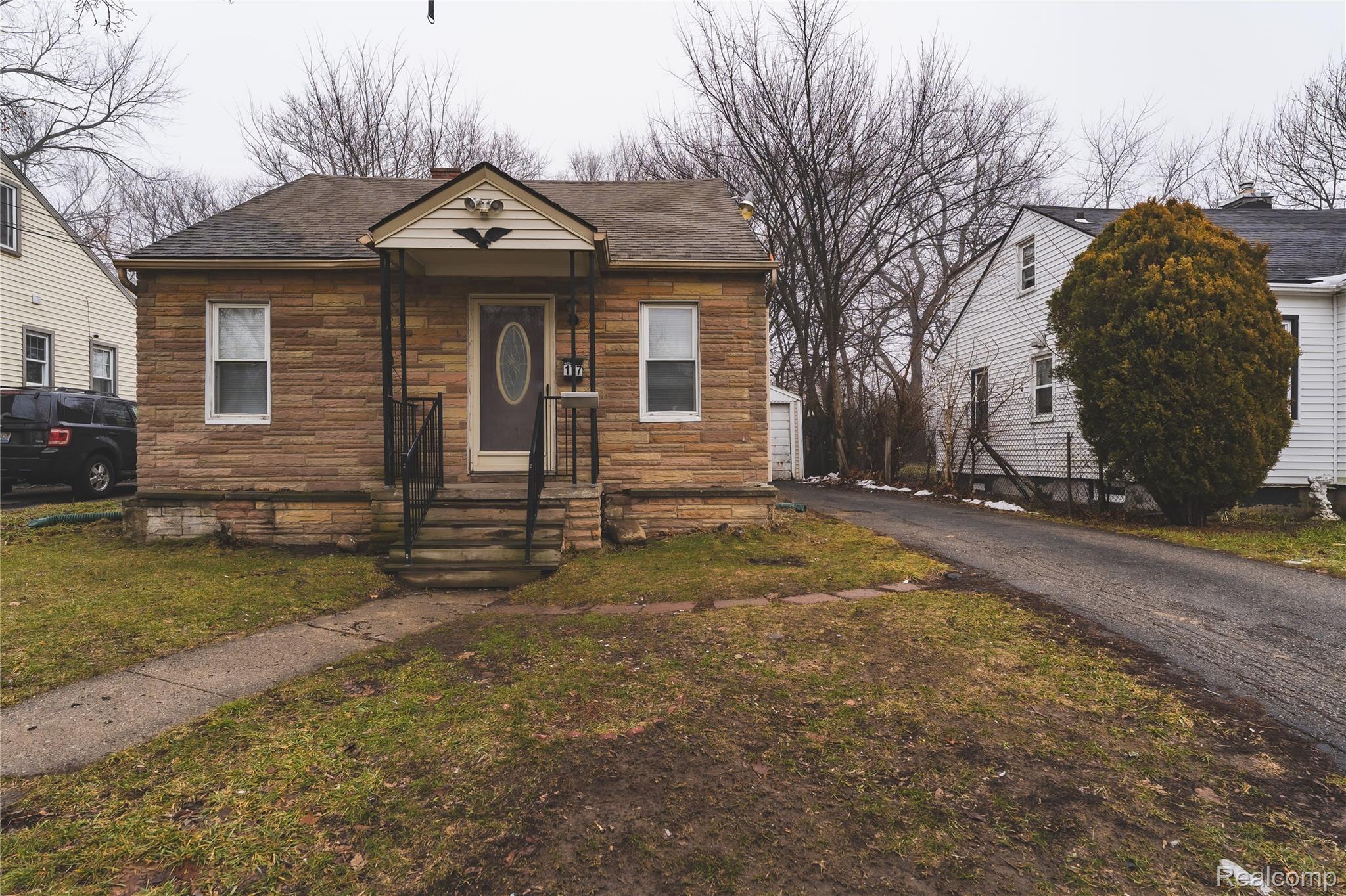 177 S Marshall Street Property Photo 1