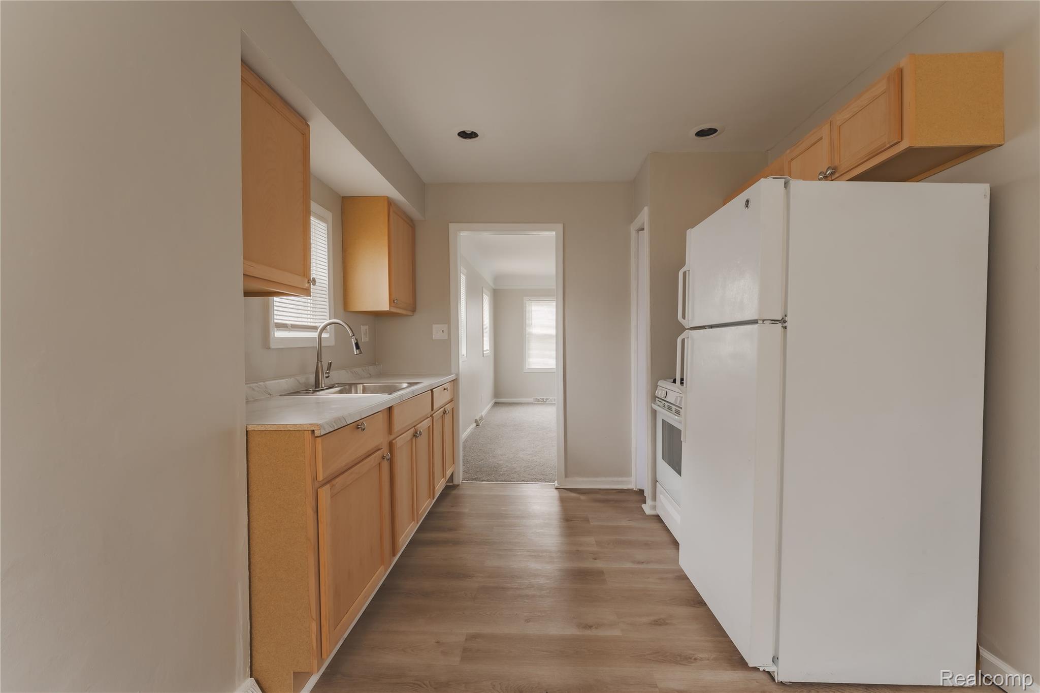 177 S Marshall Street Property Photo 6