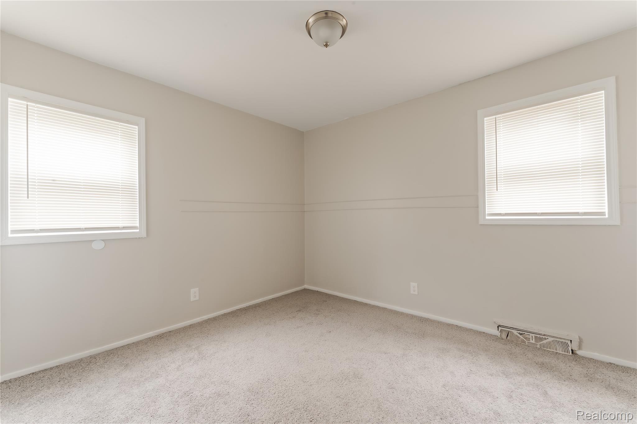 177 S Marshall Street Property Photo 14
