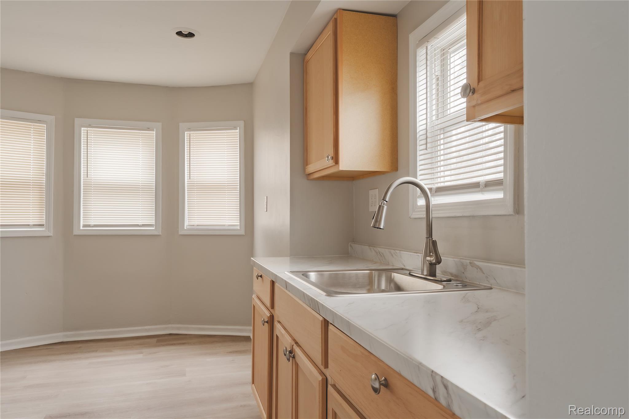 177 S Marshall Street Property Photo 19