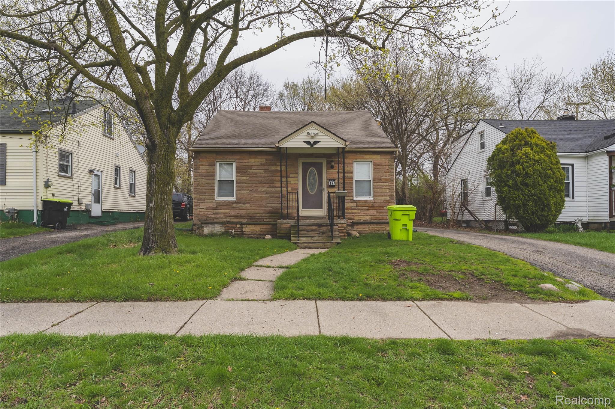 177 S Marshall Street Property Photo 23