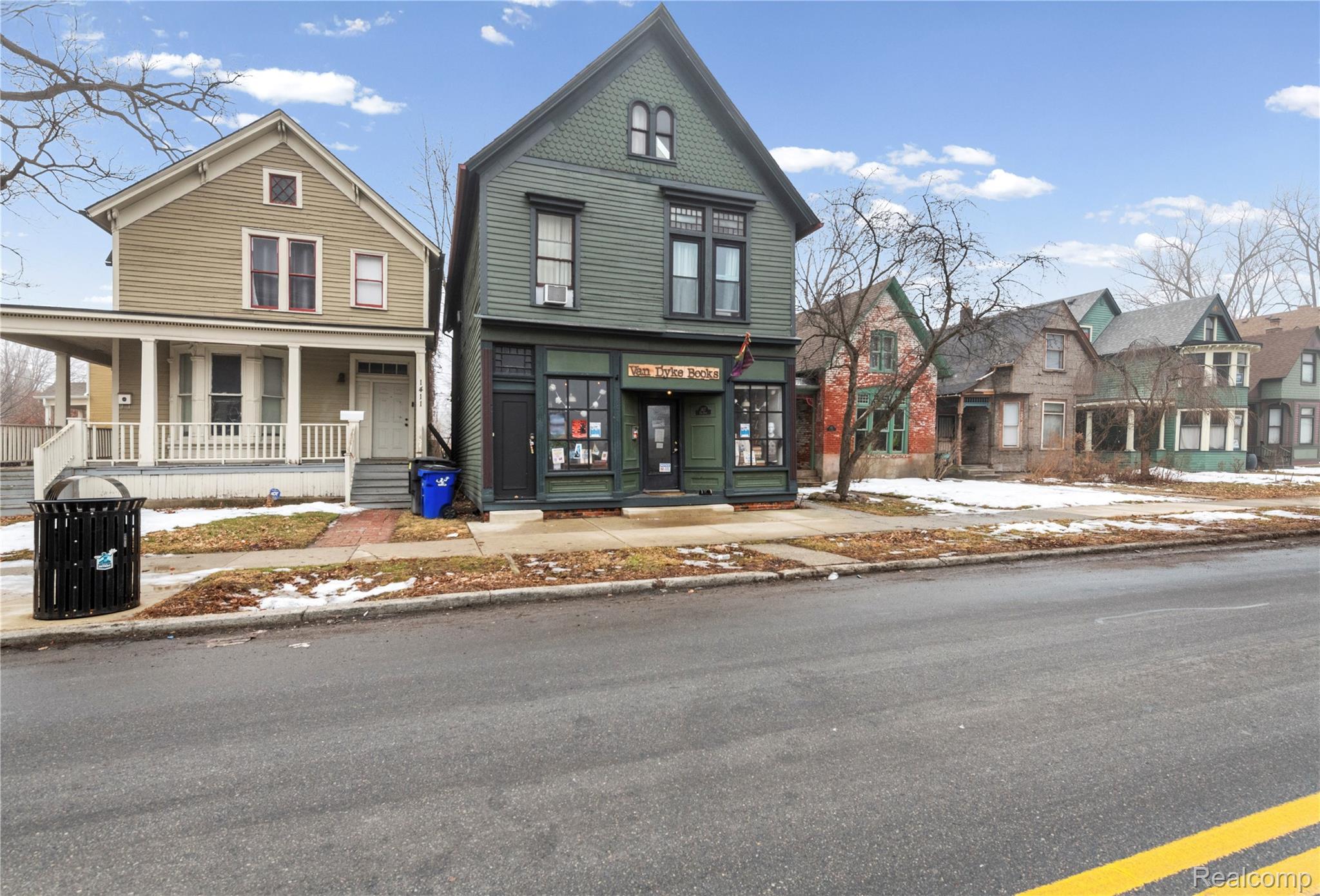 1417 Van Dyke Street Property Photo 1