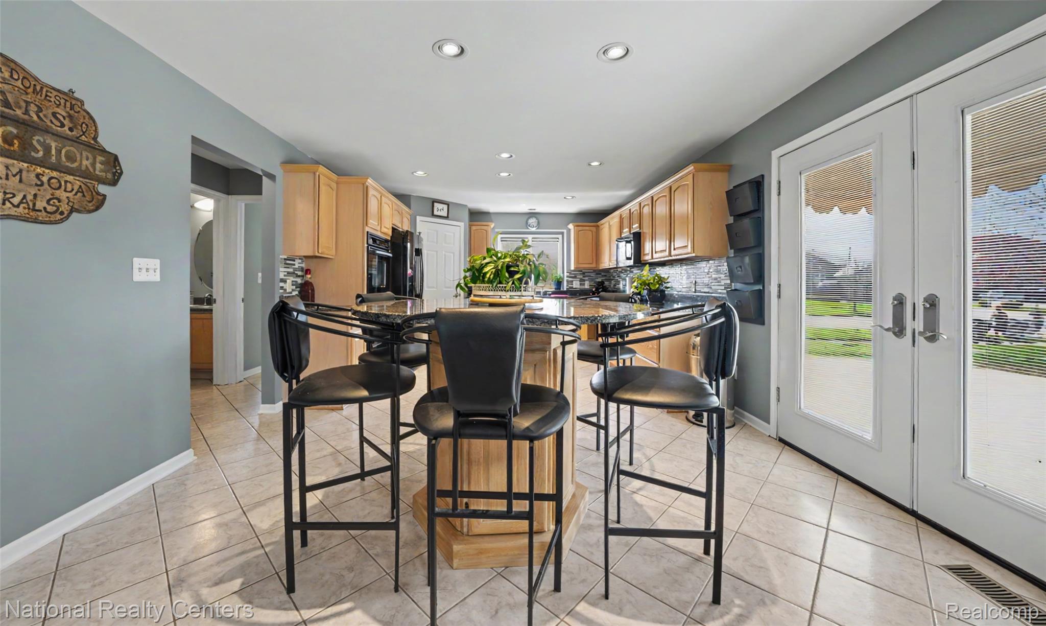 56175 Saint Andrews Drive Property Photo 11